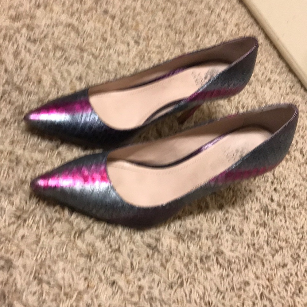 Vince Camuto 4” Heels - Picture 5 of 5